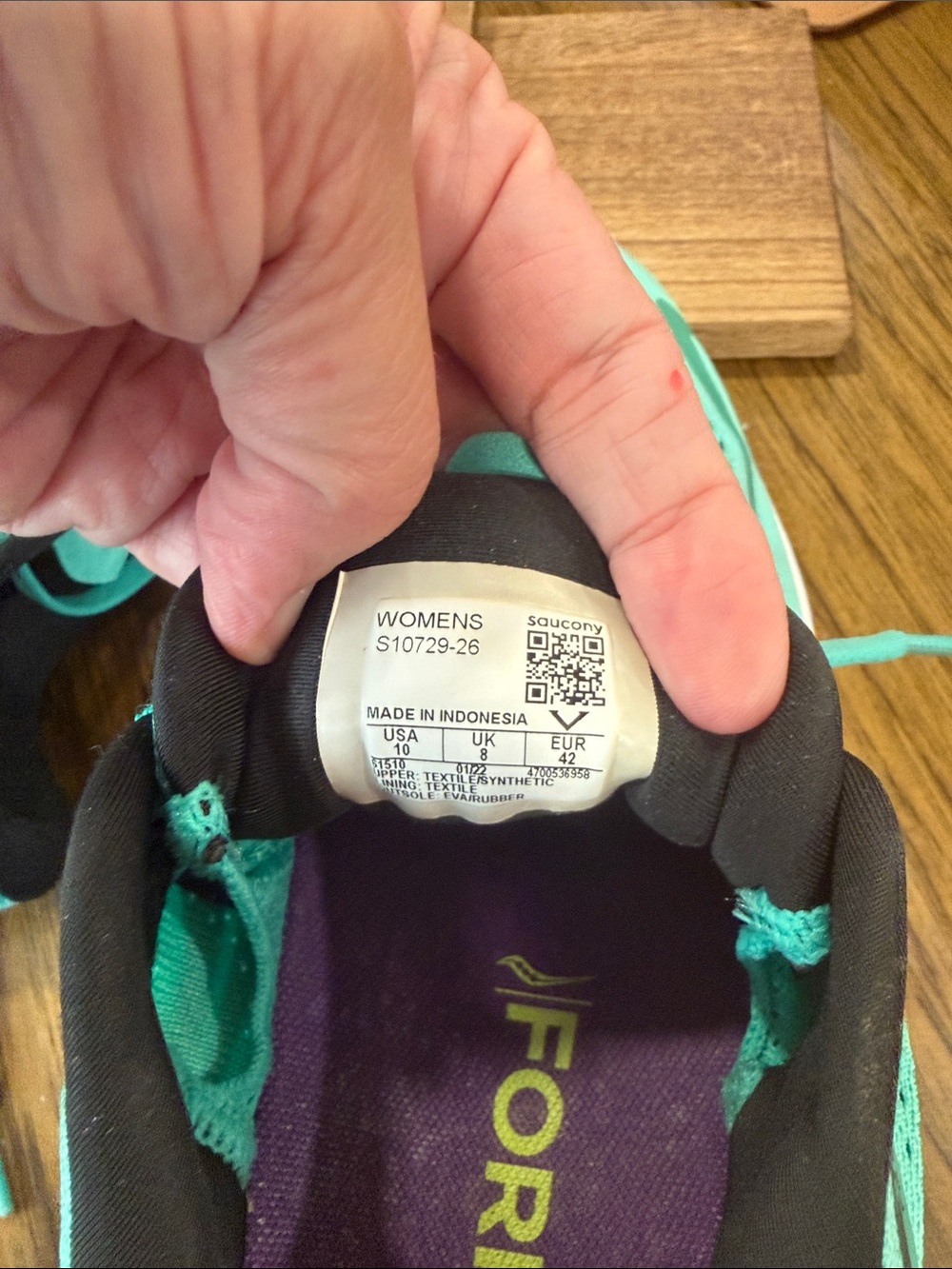 Saucony Women’s Mint Green and Purple Running Shoes - Picture 2 of 5